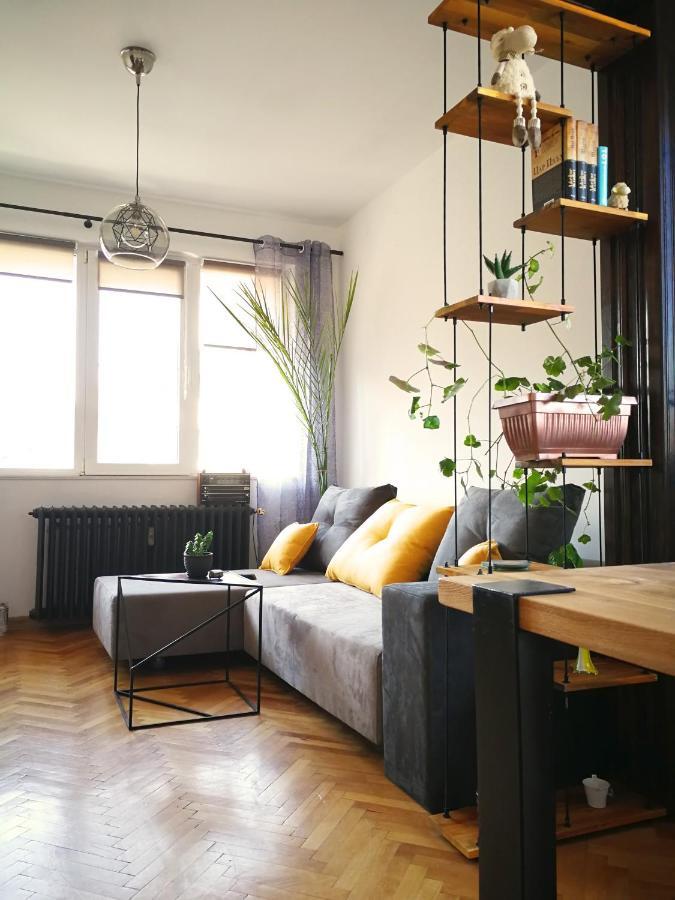 Sunny Downtown Apartment For 4 Sofia Exterior photo